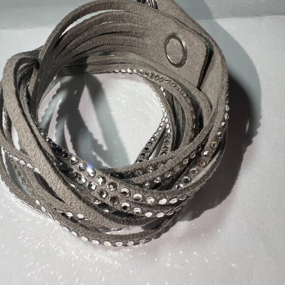 New Never Worn Authentic Swarovski Slake Bracelet in Grey - Picture 6 of 12